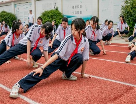 妈妈被她的学生证服了