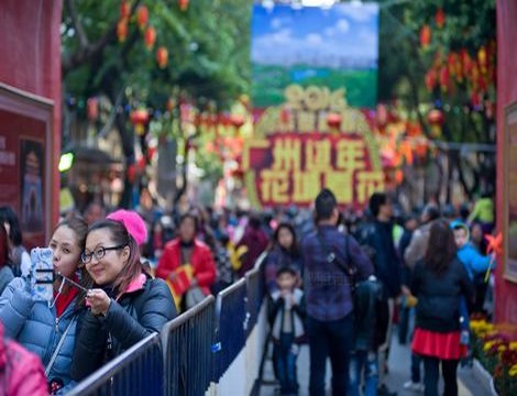 泽萝龙拉完整电影